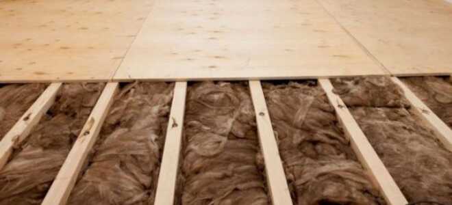 Утепление пола в деревянном доме сверху — ТОП-10 материалов и инструкция по укладке