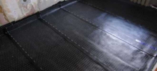 Гидроизоляция пола своими руками: работа с цемент-полимерной мастикой