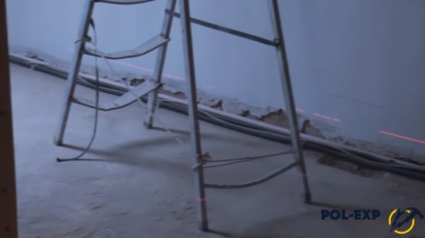По лазеру ставятся отметки